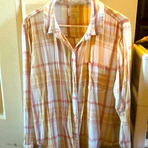 American eagle button down